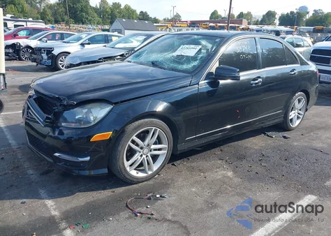 2014 Mercedes-Benz C 250 Sport from USA, damaged, VIN WDDGF4HB1EG220441